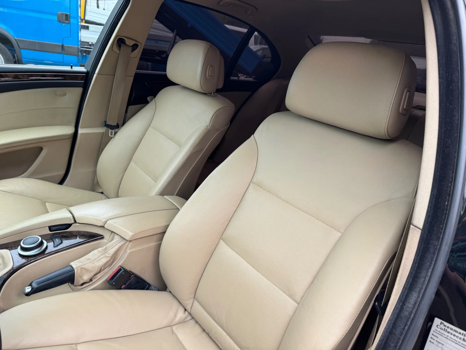 BMW 520 d* Facelift* NAVI* FULL - изображение 9