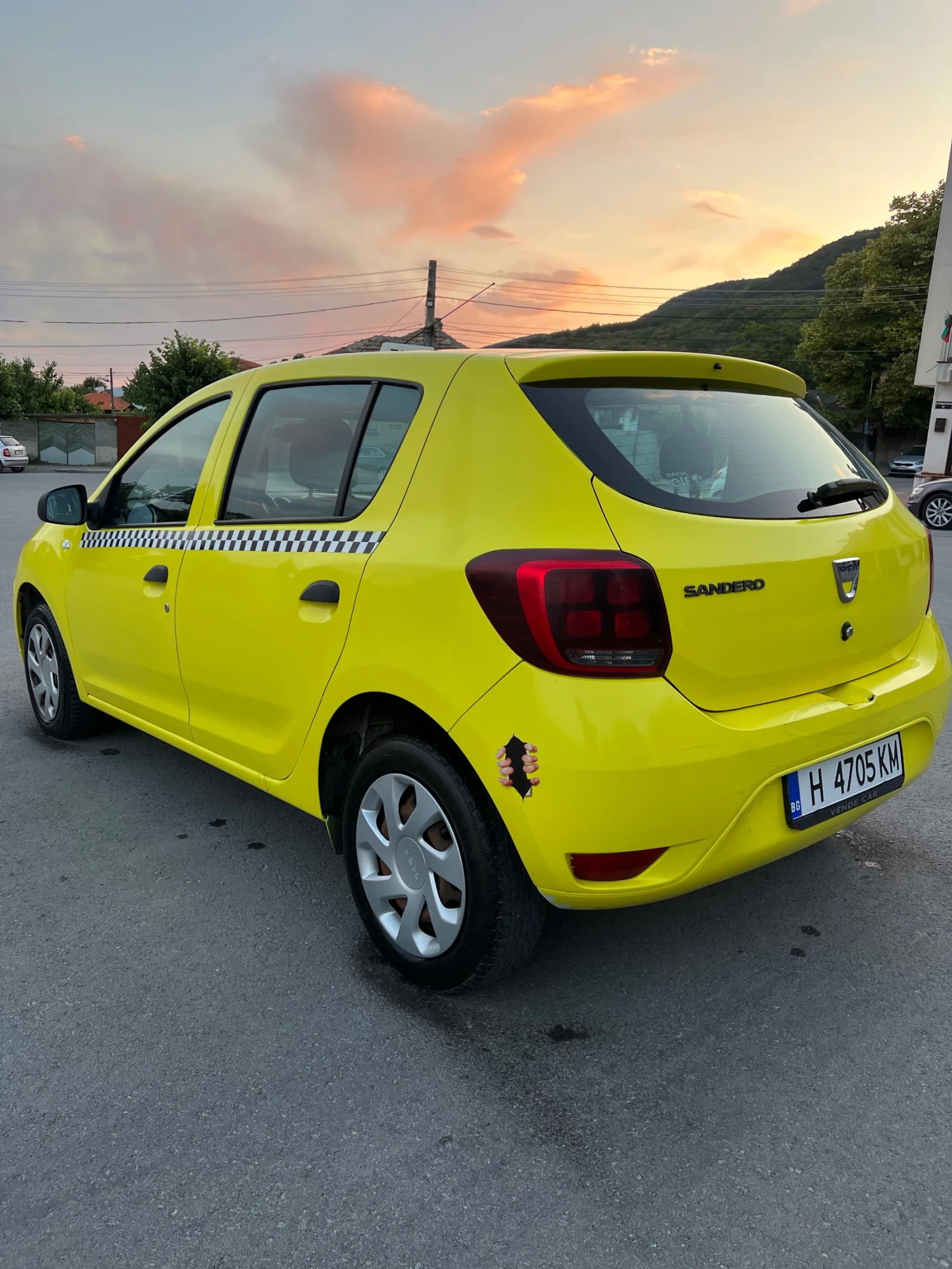 Dacia Sandero * 1.0SCe* 73hp* КЛИМАТИК*  - изображение 5