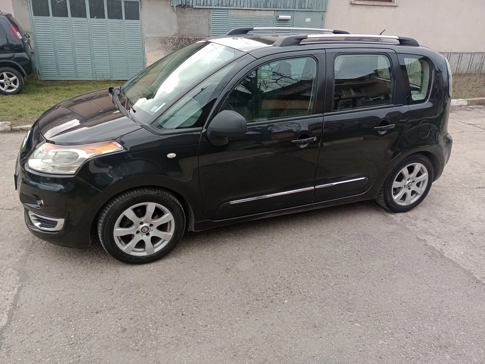 Citroen C3 Picasso ГАЗ Бензин Евро5А 0884501099, снимка 3 - Автомобили и джипове - 51738832