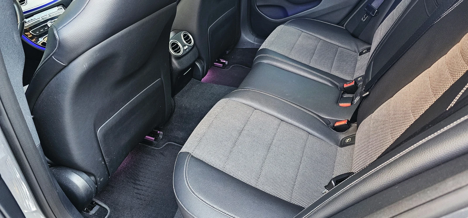 Mercedes-Benz E 220  - изображение 9