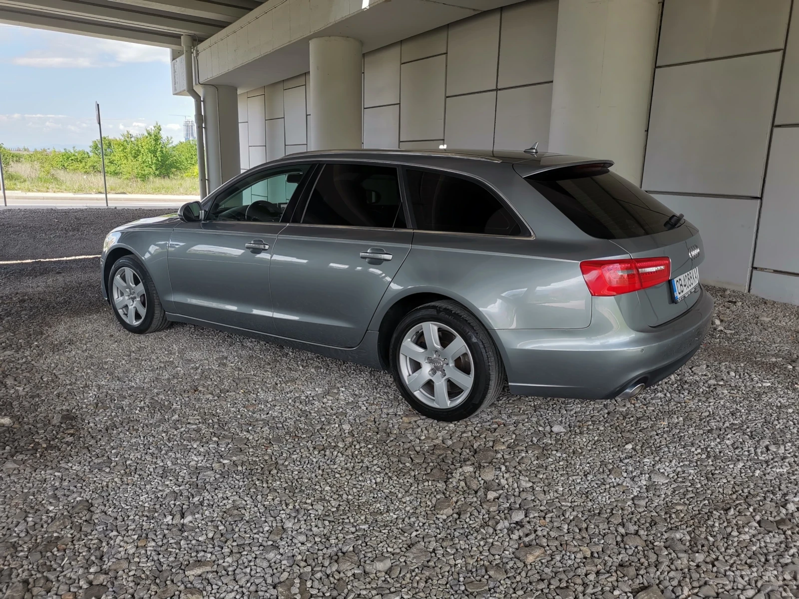 Audi A6  - изображение 2