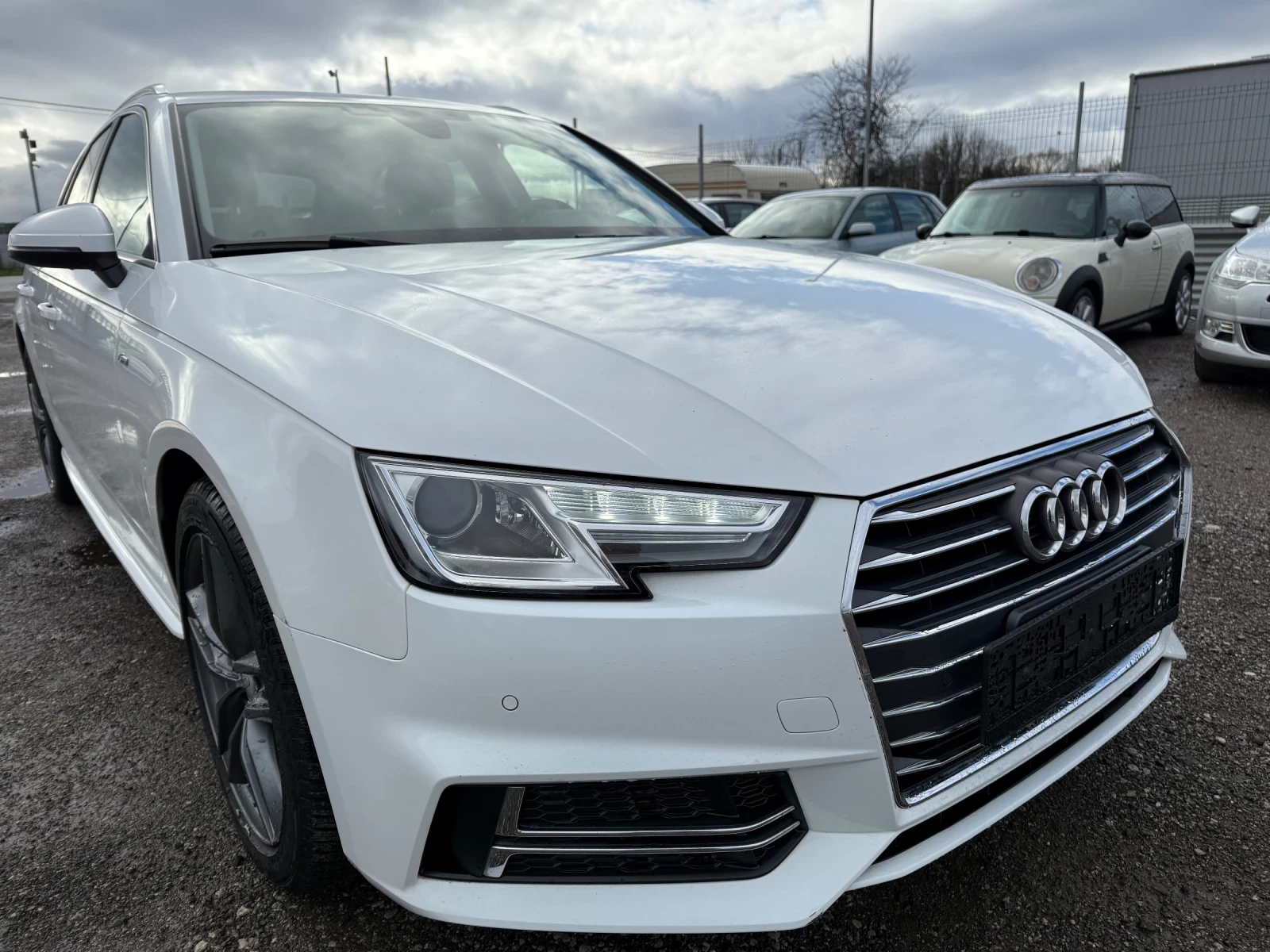 Audi A4 2.0TDI S-Line Серв.и-я - изображение 2
