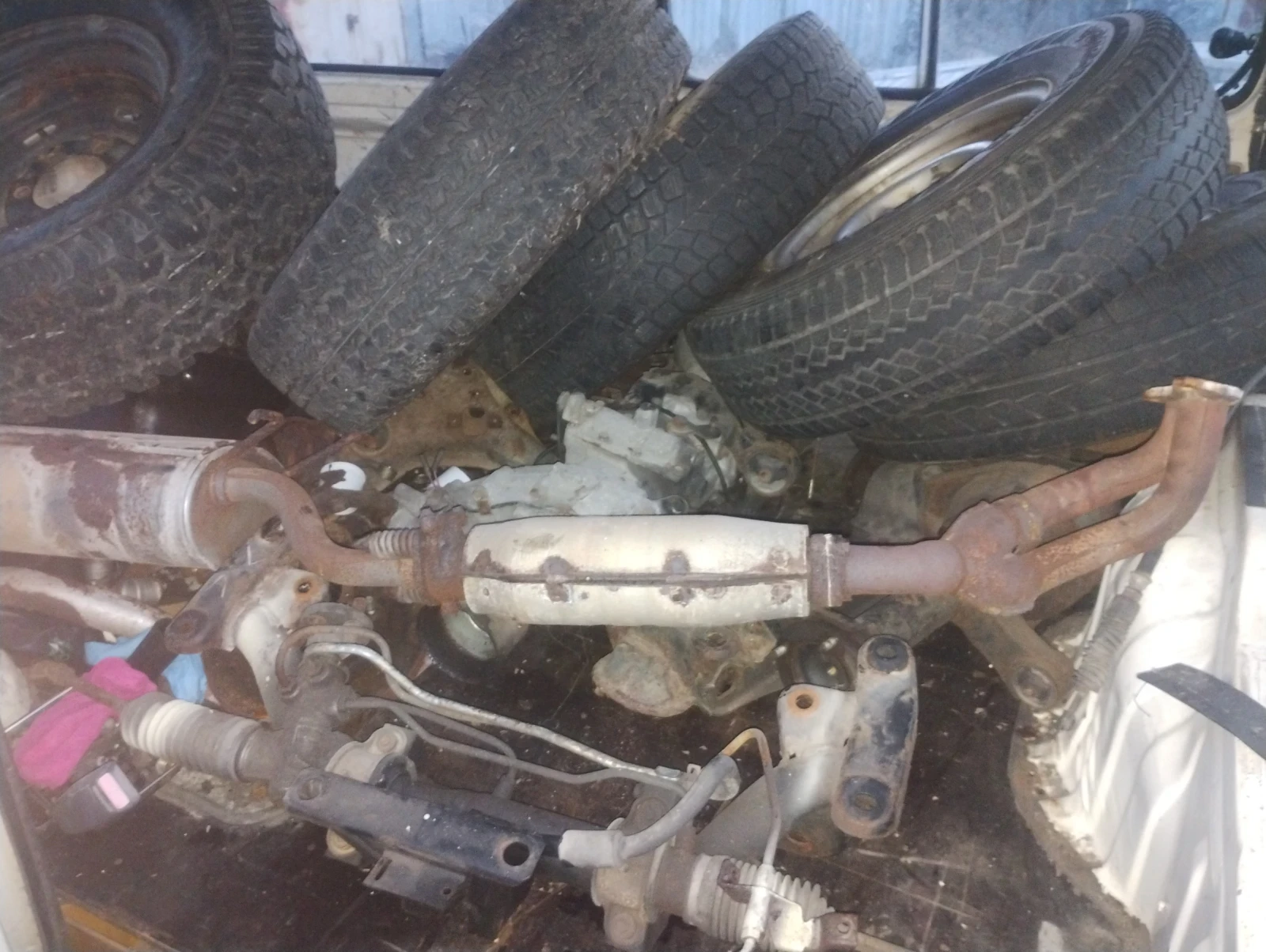 Mitsubishi Space gear 2.4i 4x4 L300 - изображение 5