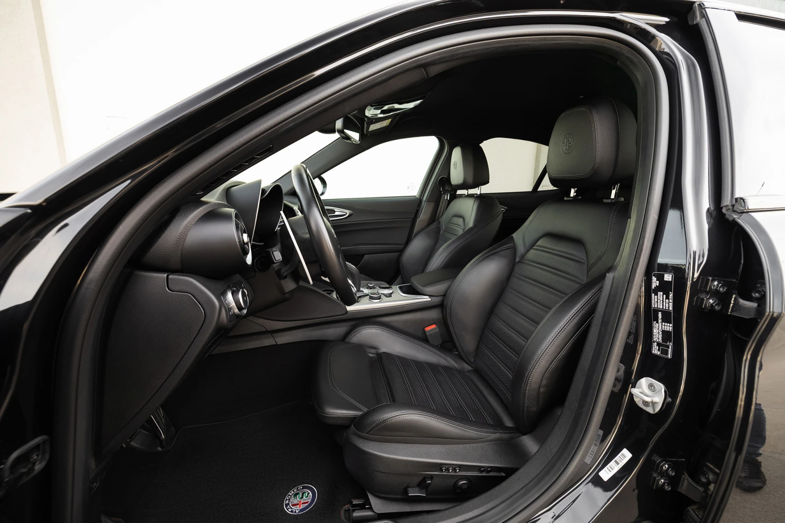 Alfa Romeo Giulia Veloce Nero Edizione | Mobile.bg � ����������� 8