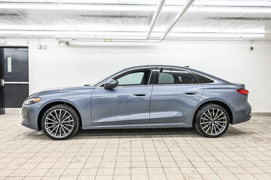Audi A5 QUATTRO* PREMIUM PLUS* АвтоКредит* (ЦЕНА ДО БГ), снимка 3 - Автомобили и джипове - 54128356