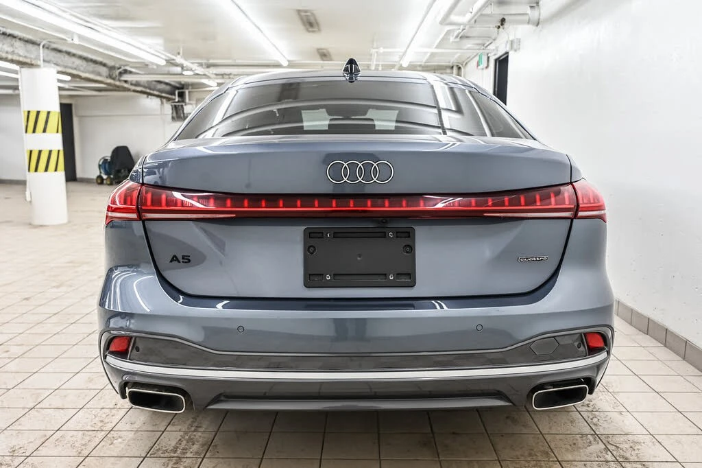 Audi A5 QUATTRO* PREMIUM PLUS* АвтоКредит* (ЦЕНА ДО БГ), снимка 5 - Автомобили и джипове - 54128356