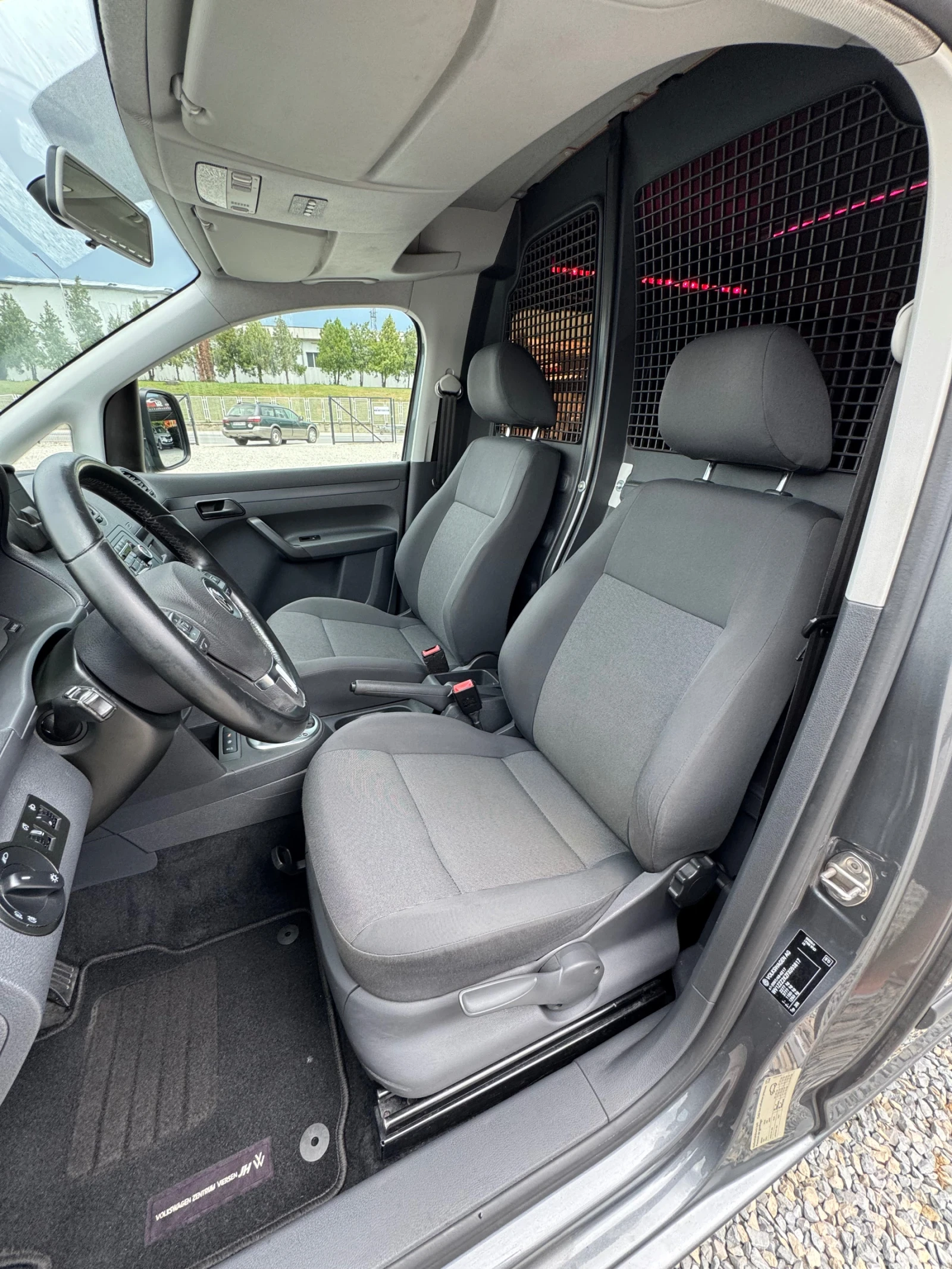 VW Caddy 2.0 170DSG MAXI, снимка 11 - Автомобили и джипове - 55134940