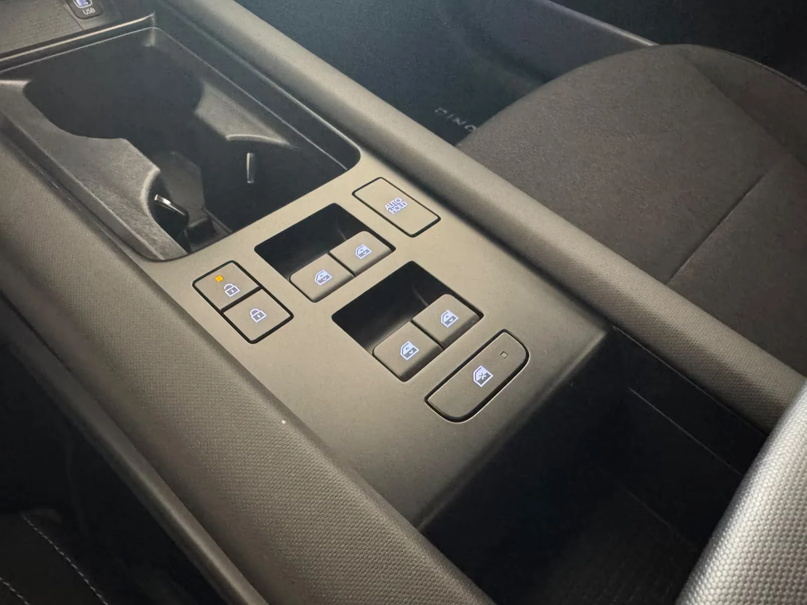 Hyundai Ioniq 6 TECHNIQ/228HP/HUD/360/H.PUMP/DIGI/NAVI/CPLAY/516q, снимка 11 - Автомобили и джипове - 55364279