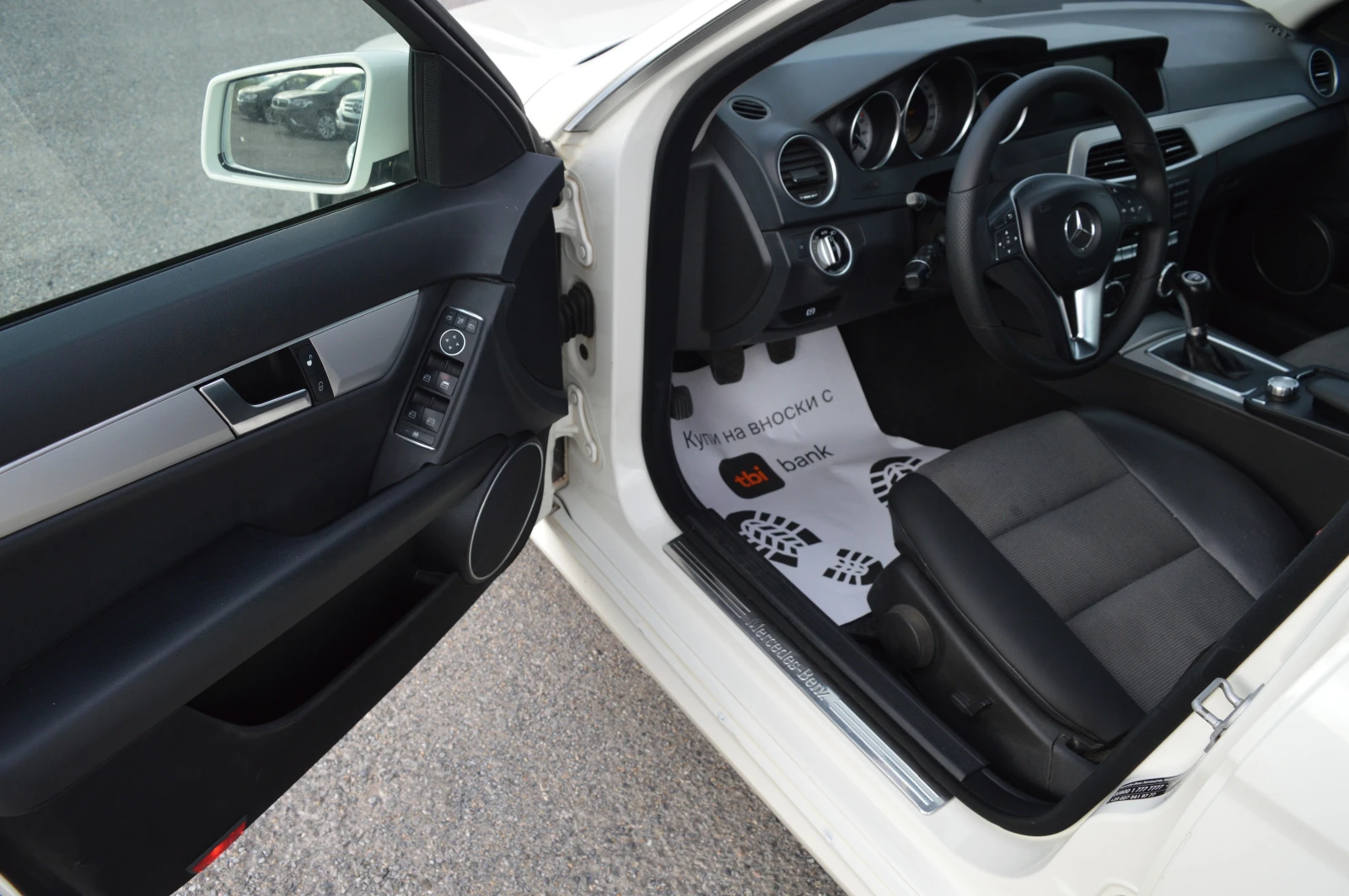 Mercedes-Benz C 220 2.2CDI-AMG-Avantgarde-FULL EKSTRI, снимка 7 - Автомобили и джипове - 55589209