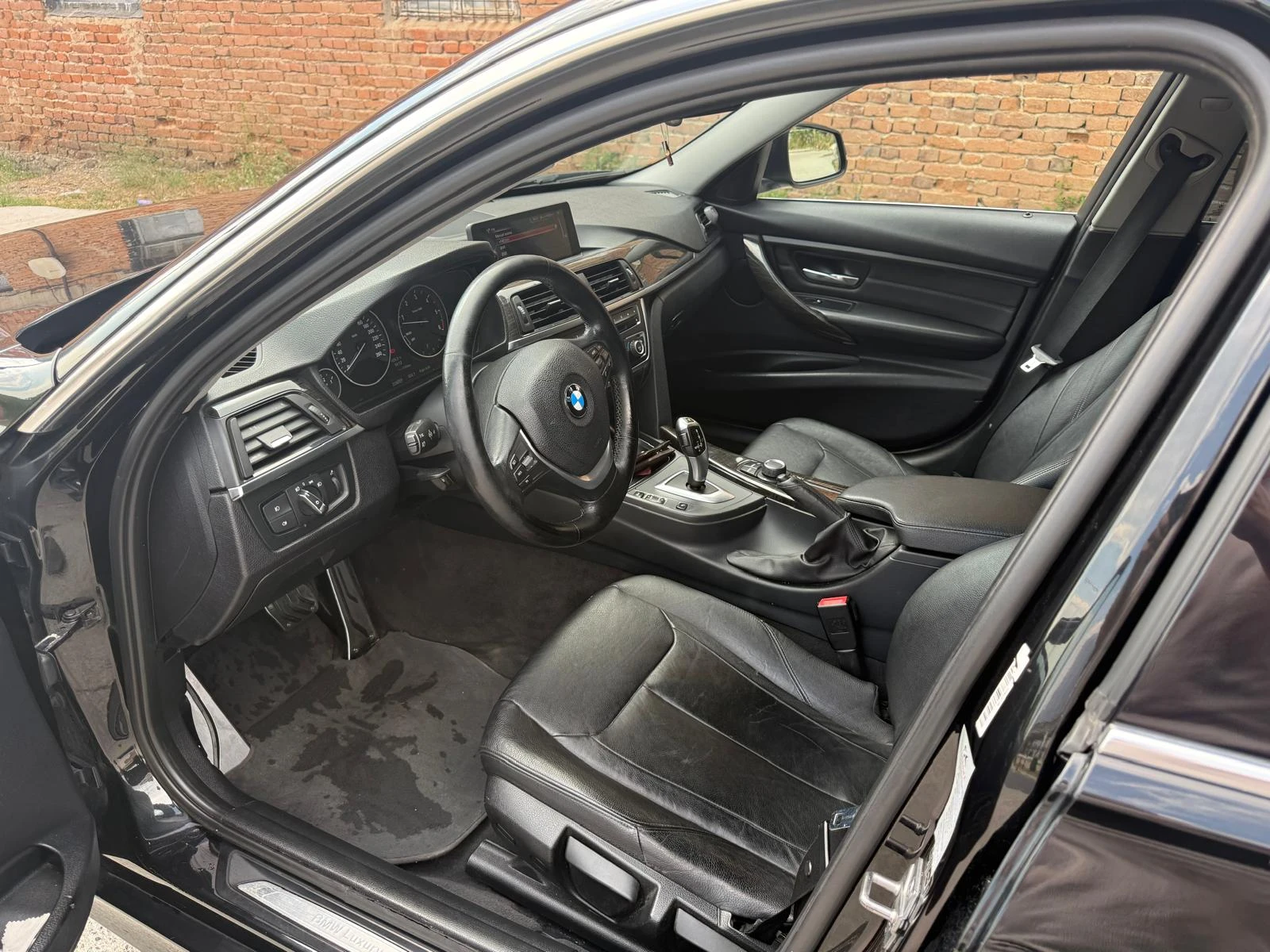 BMW 330, снимка 17 - Автомобили и джипове - 55627166
