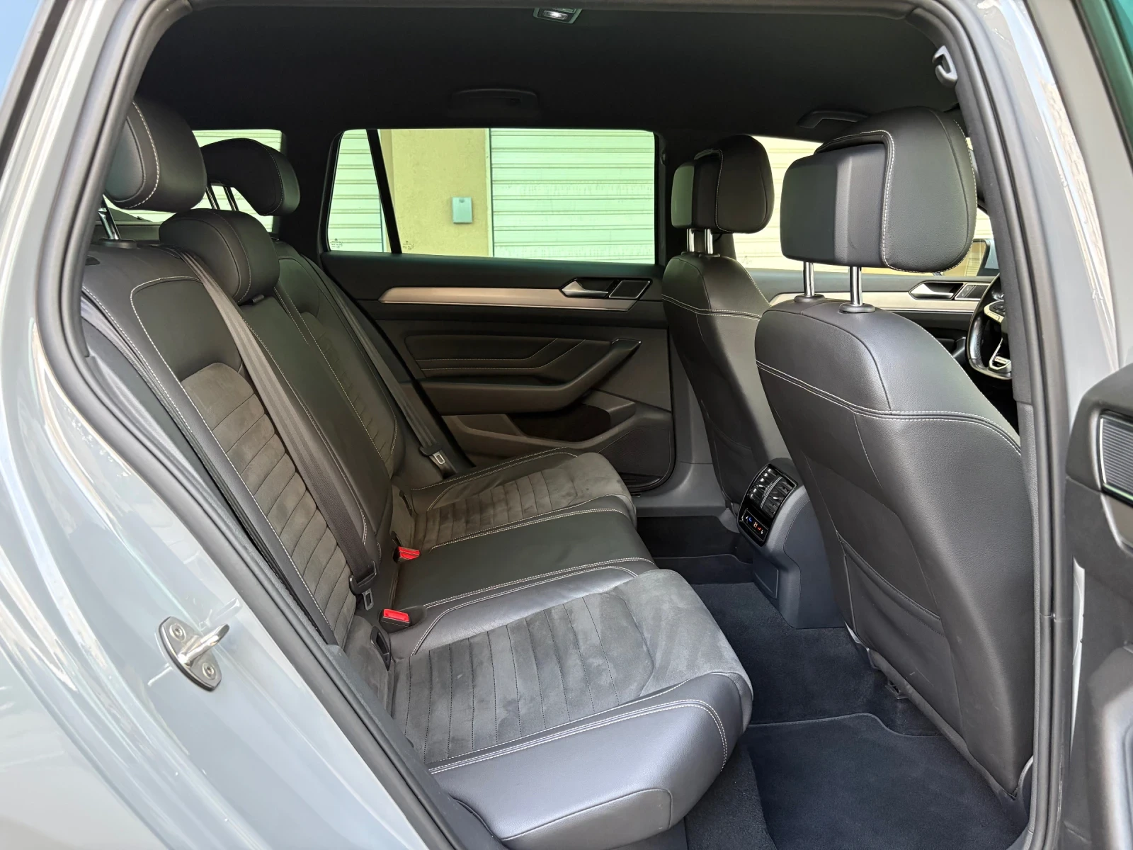 VW Passat Elegance, Digital, Distronic, 4Motion, История, снимка 13 - Автомобили и джипове - 55891016