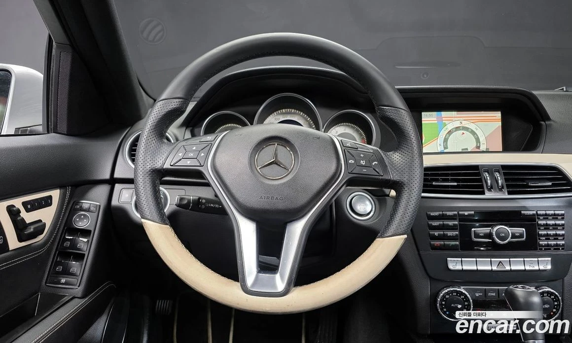 Mercedes-Benz C 200 CGI Avantgarde Style Package, снимка 13 - Автомобили и джипове - 55945446