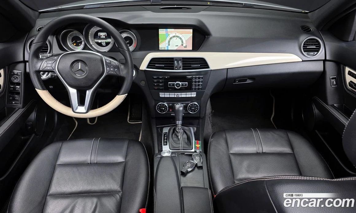 Mercedes-Benz C 200 CGI Avantgarde Style Package, снимка 7 - Автомобили и джипове - 55945446