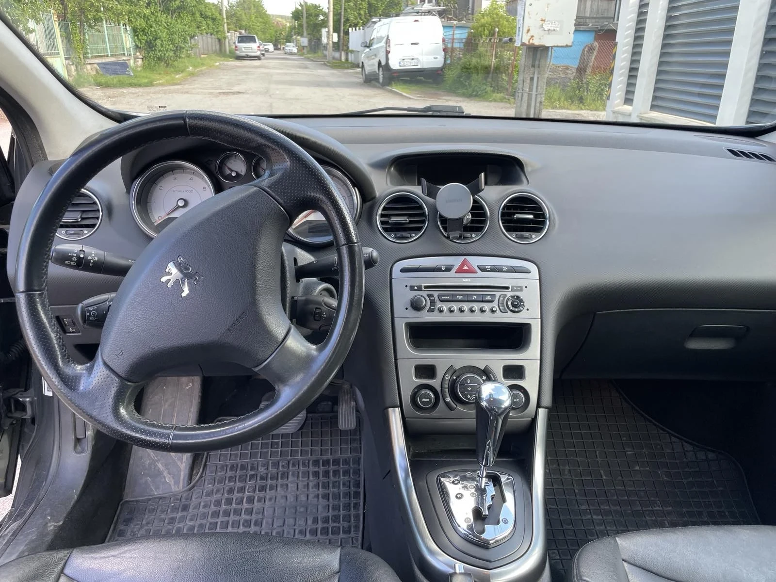 Peugeot 308 1.6i Automat/Panorama | Mobile.bg � ����������� 4