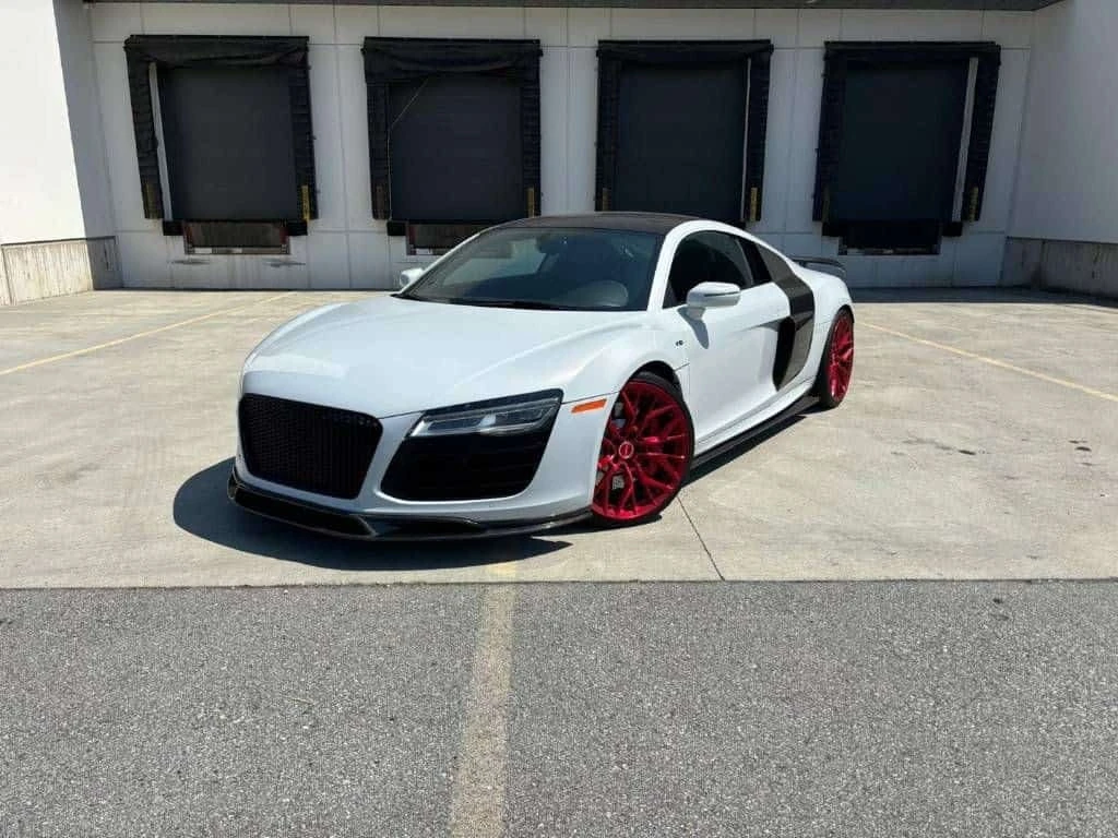 Audi R8 * V10 * АВТОКРЕДИТ* , снимка 12 - Автомобили и джипове - 56650593