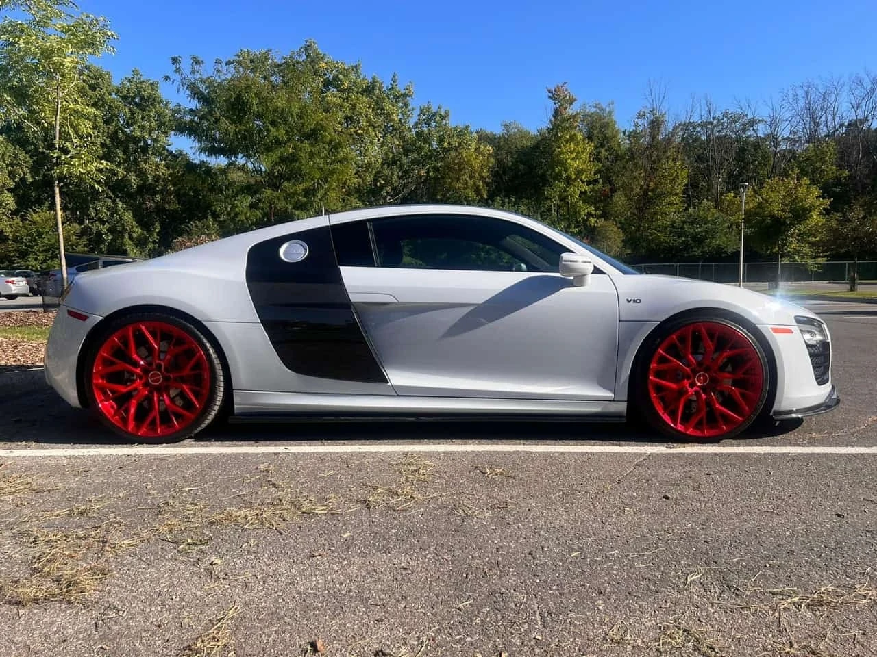Audi R8 * V10 * АВТОКРЕДИТ* , снимка 3 - Автомобили и джипове - 56650593