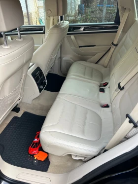 VW Touareg 3.0d 239кс. R-line, снимка 9