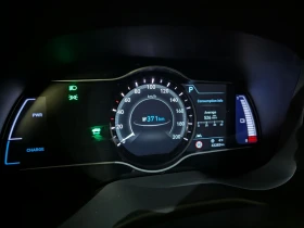 Hyundai Kona 64 KWH 204hp Premium, HUD, PANO, Обдухване, снимка 12