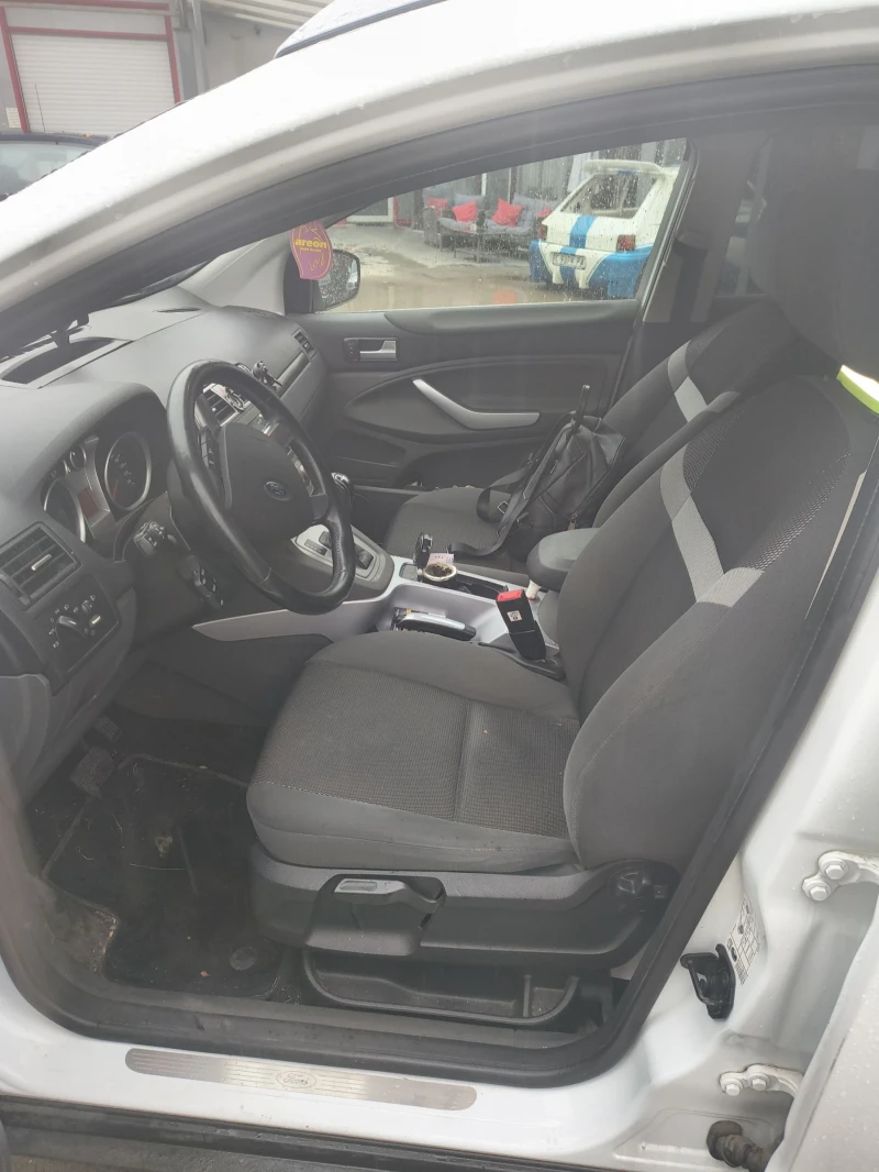 Ford Kuga 2.0 TDCI, снимка 6 - Автомобили и джипове - 51923187