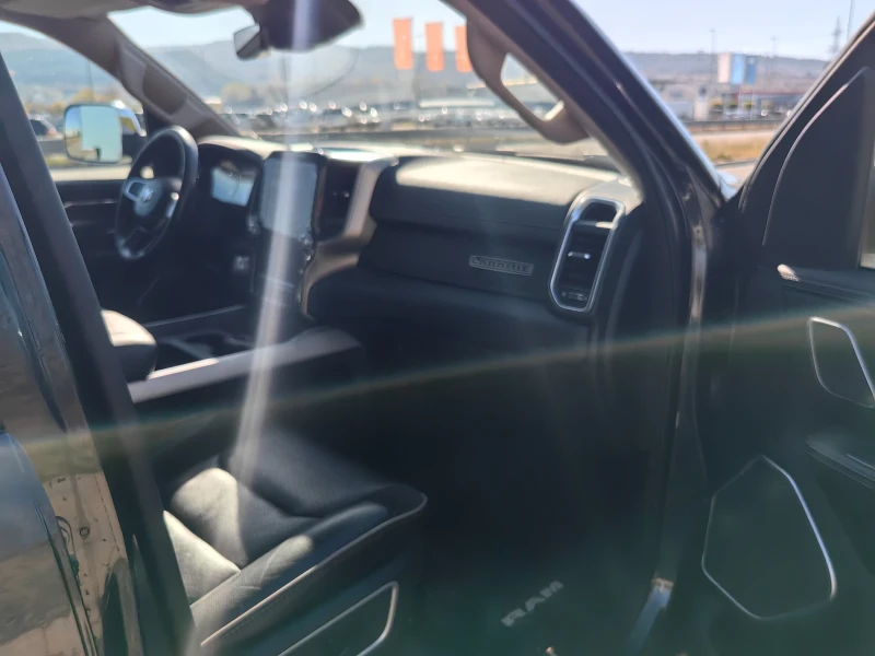 Dodge RAM 1500 LARAMIE 5.7 HEMI, снимка 9 - Автомобили и джипове - 52729332