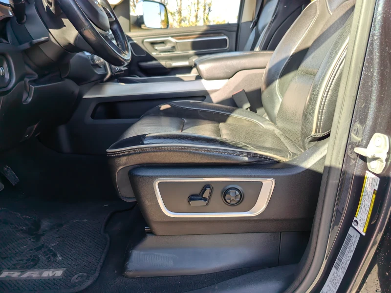 Dodge RAM 1500 LARAMIE 5.7 HEMI, снимка 17 - Автомобили и джипове - 52729332