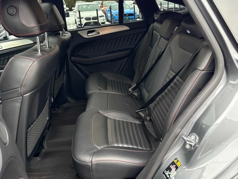 Mercedes-Benz GLE * AMG 43 * CARFAX * БЕЗ ПЪРВОНАЧАЛНА ВНОСКА, снимка 12 - Автомобили и джипове - 53129288