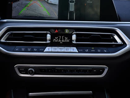 BMW X5 xDrive40i* АвтоКредит* (ЦЕНА ДО БГ), снимка 12 - Автомобили и джипове - 53771973