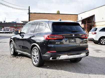 BMW X5 xDrive40i* АвтоКредит* (ЦЕНА ДО БГ), снимка 3 - Автомобили и джипове - 53771973