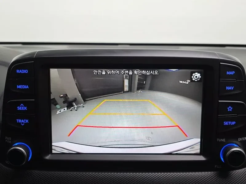 Hyundai Kona 1.6T, снимка 17 - Автомобили и джипове - 54257054