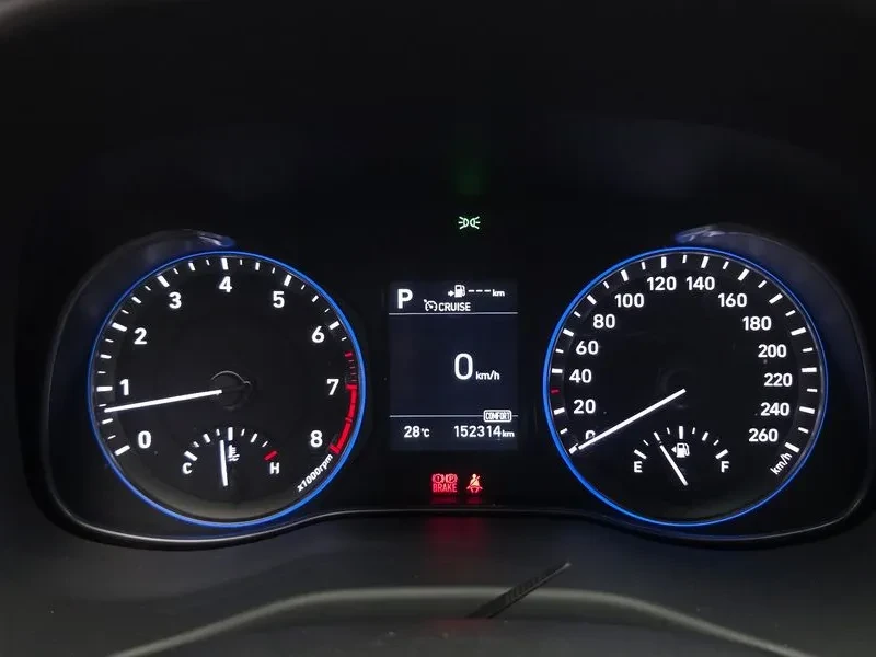 Hyundai Kona 1.6 Turbo 4Wd Modern Pop, снимка 8 - Автомобили и джипове - 55749051
