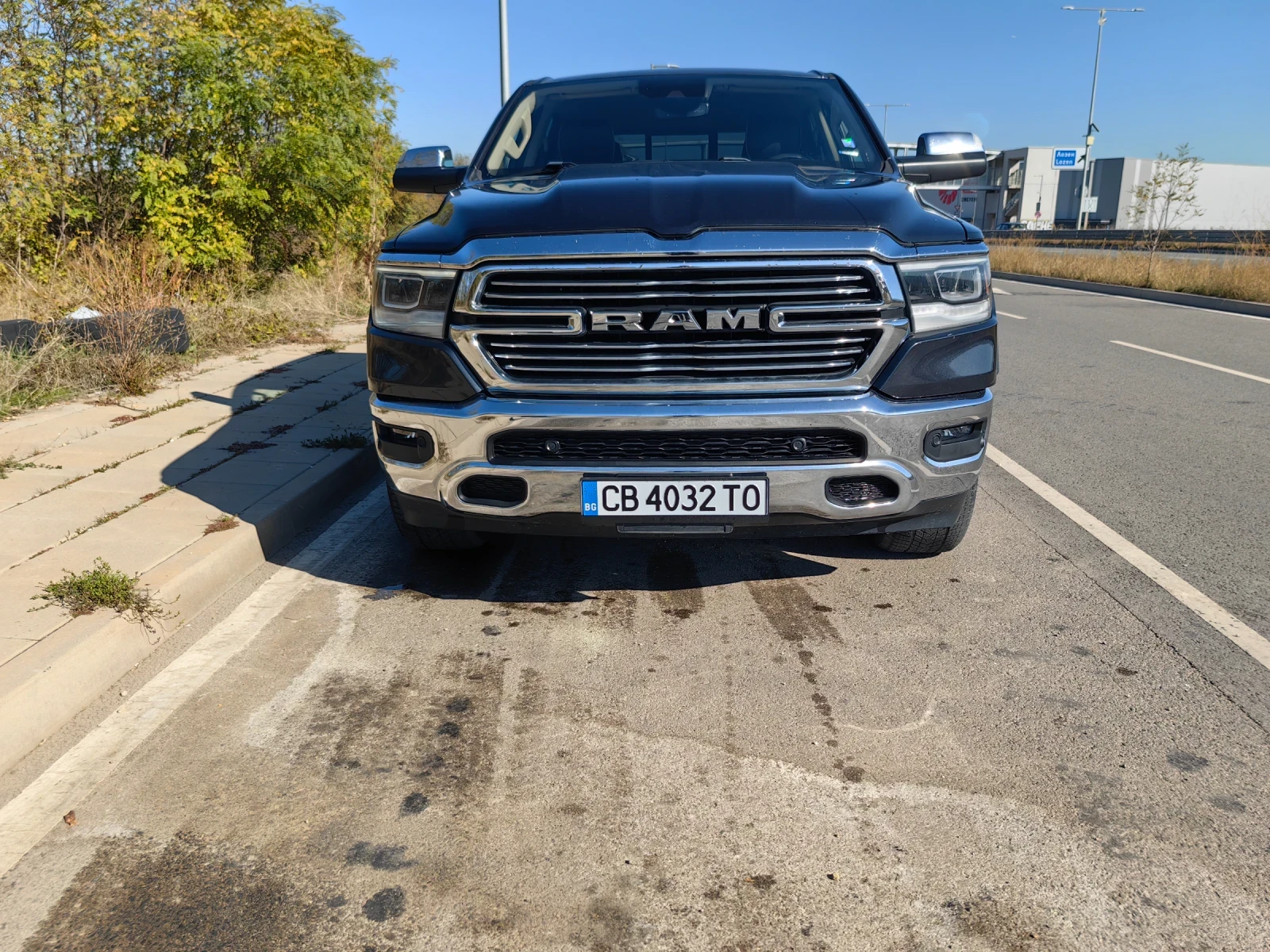 Dodge RAM 1500 LARAMIE 5.7 HEMI, снимка 1