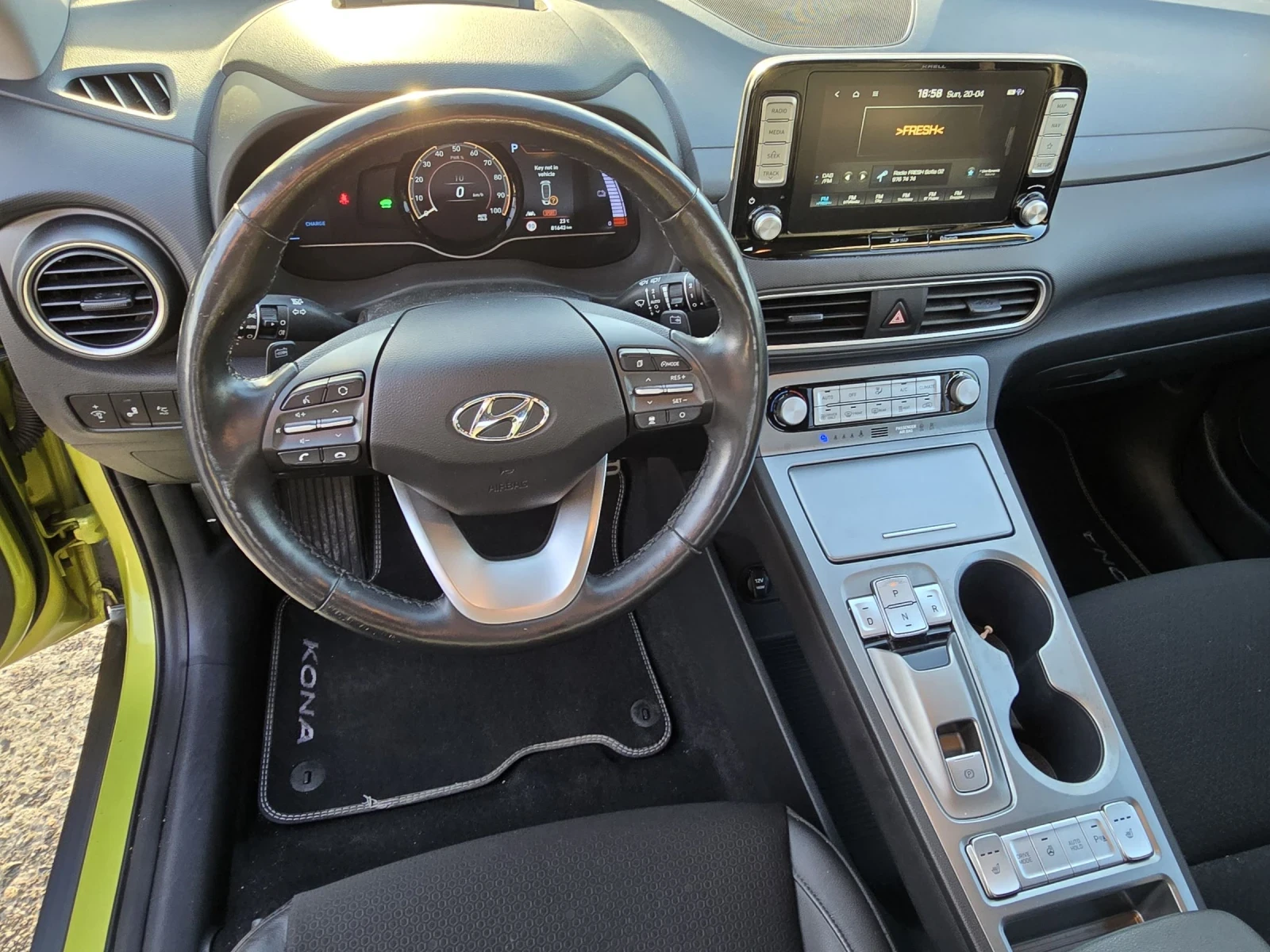 Hyundai Kona Premium 64kwh НОВА БАТЕРИЯ 10хкм 100%  - изображение 10