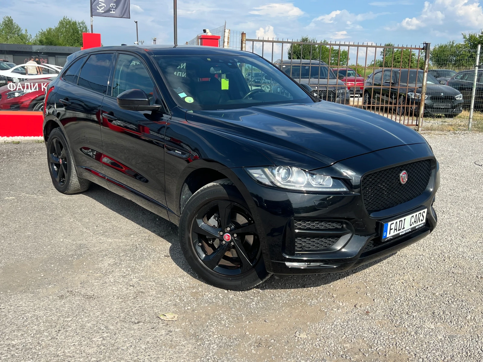 Jaguar F-PACE  - изображение 2