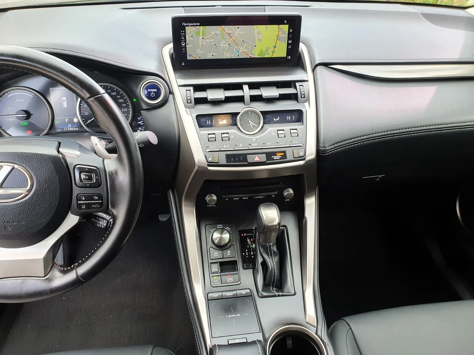 Lexus NX 300h/4WD/Premium - изображение 9