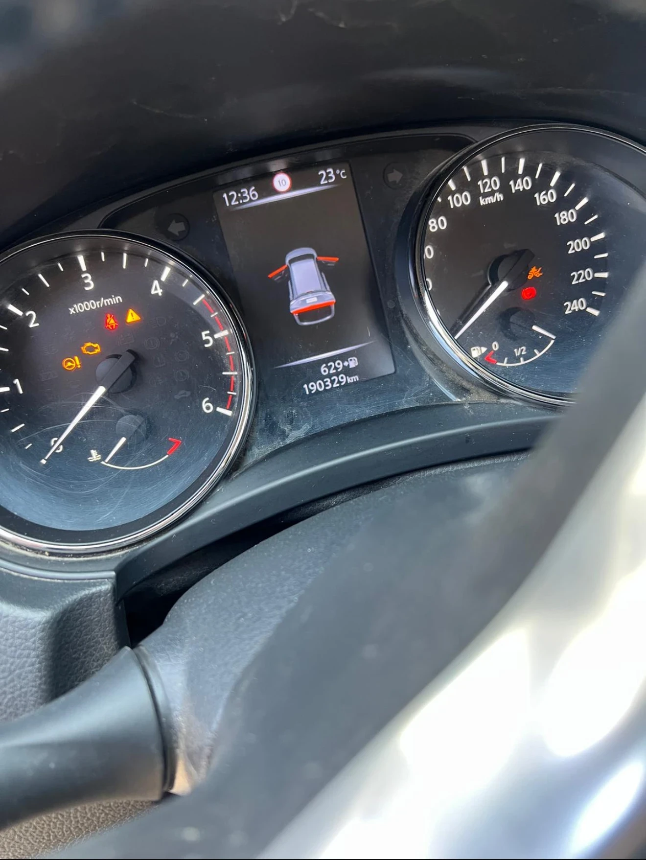 Nissan X-trail  - изображение 8