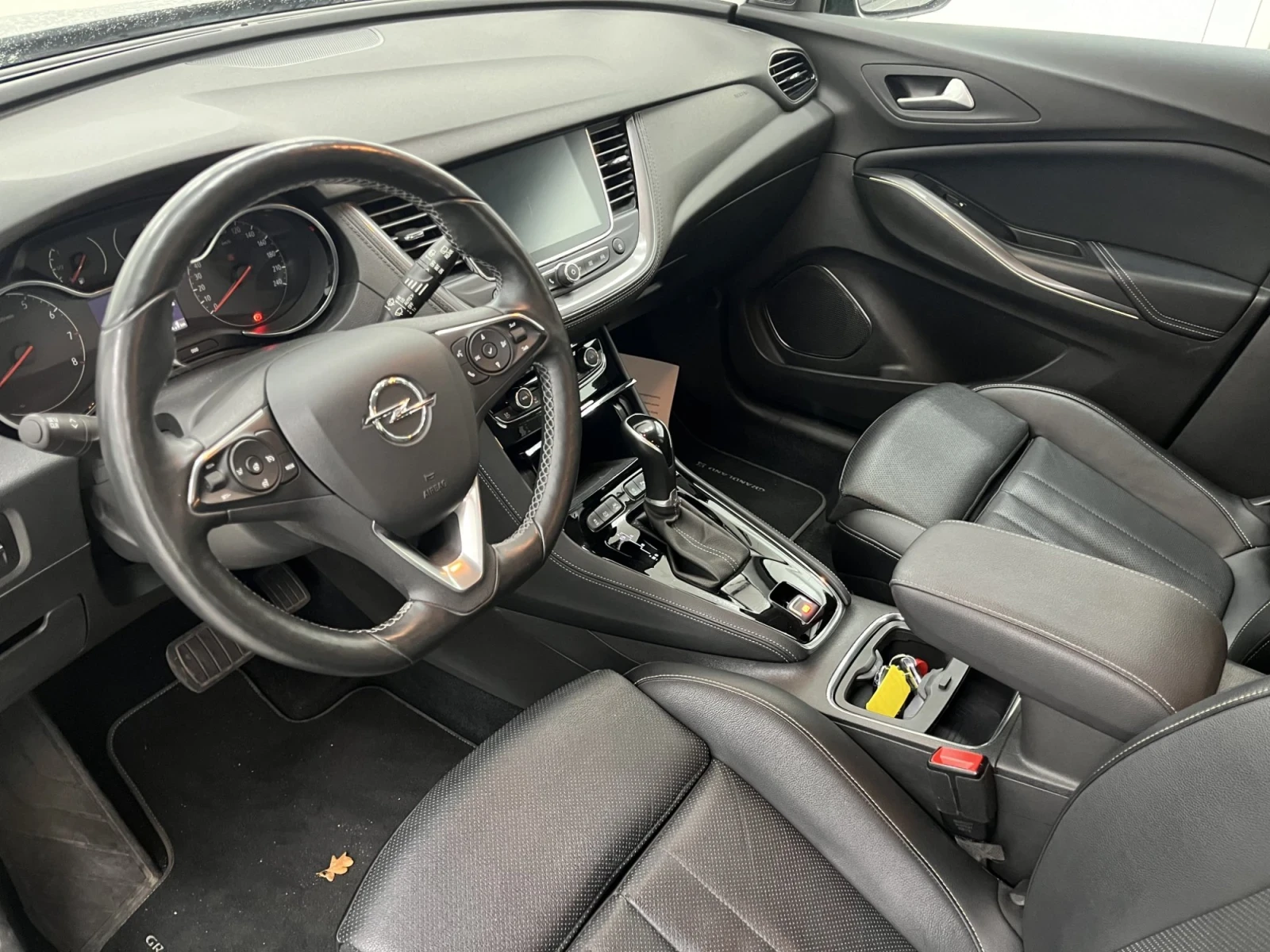 Opel Grandland 1.6 Всички екстри - изображение 5