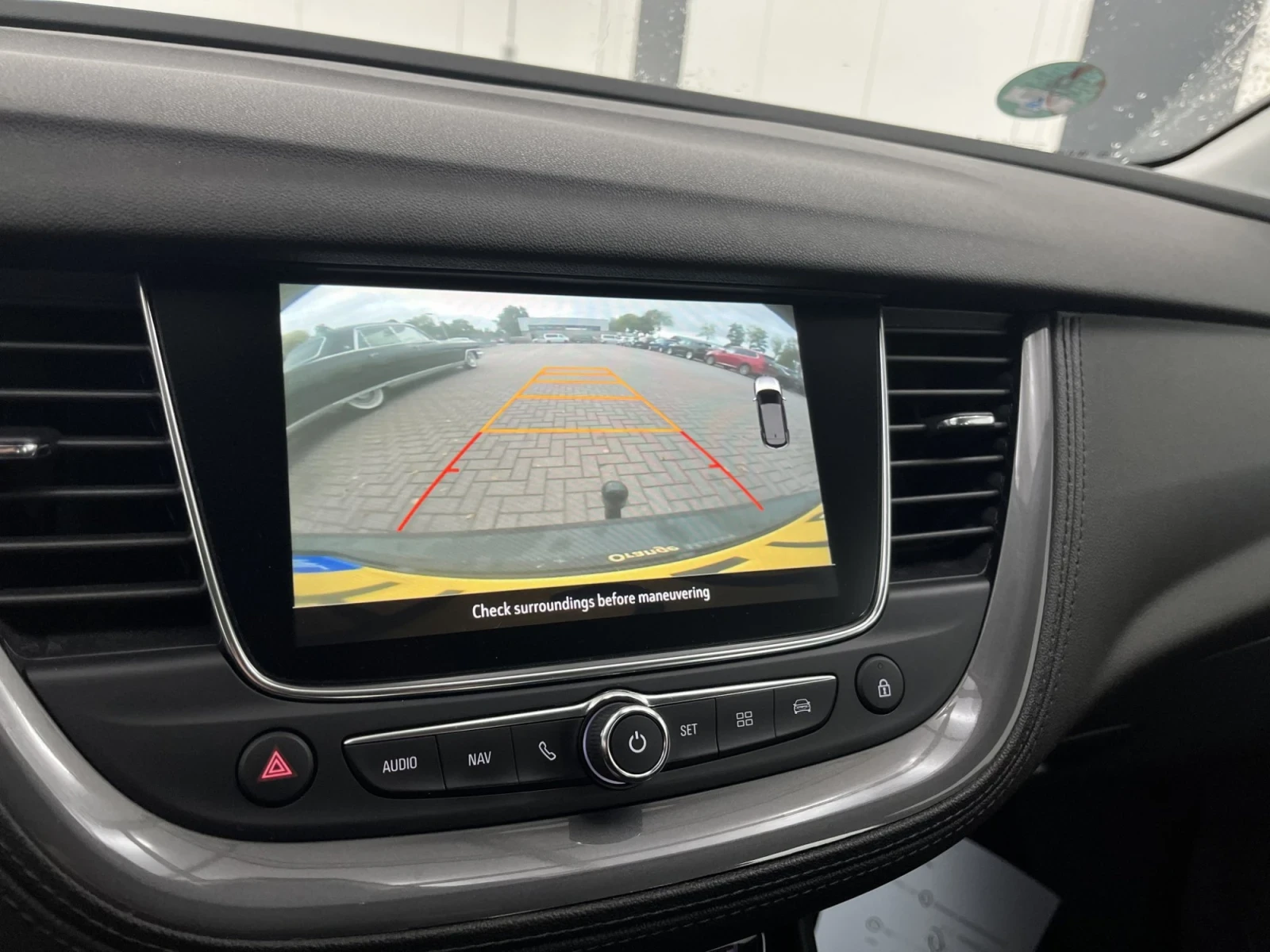 Opel Grandland 1.6 Всички екстри - изображение 8