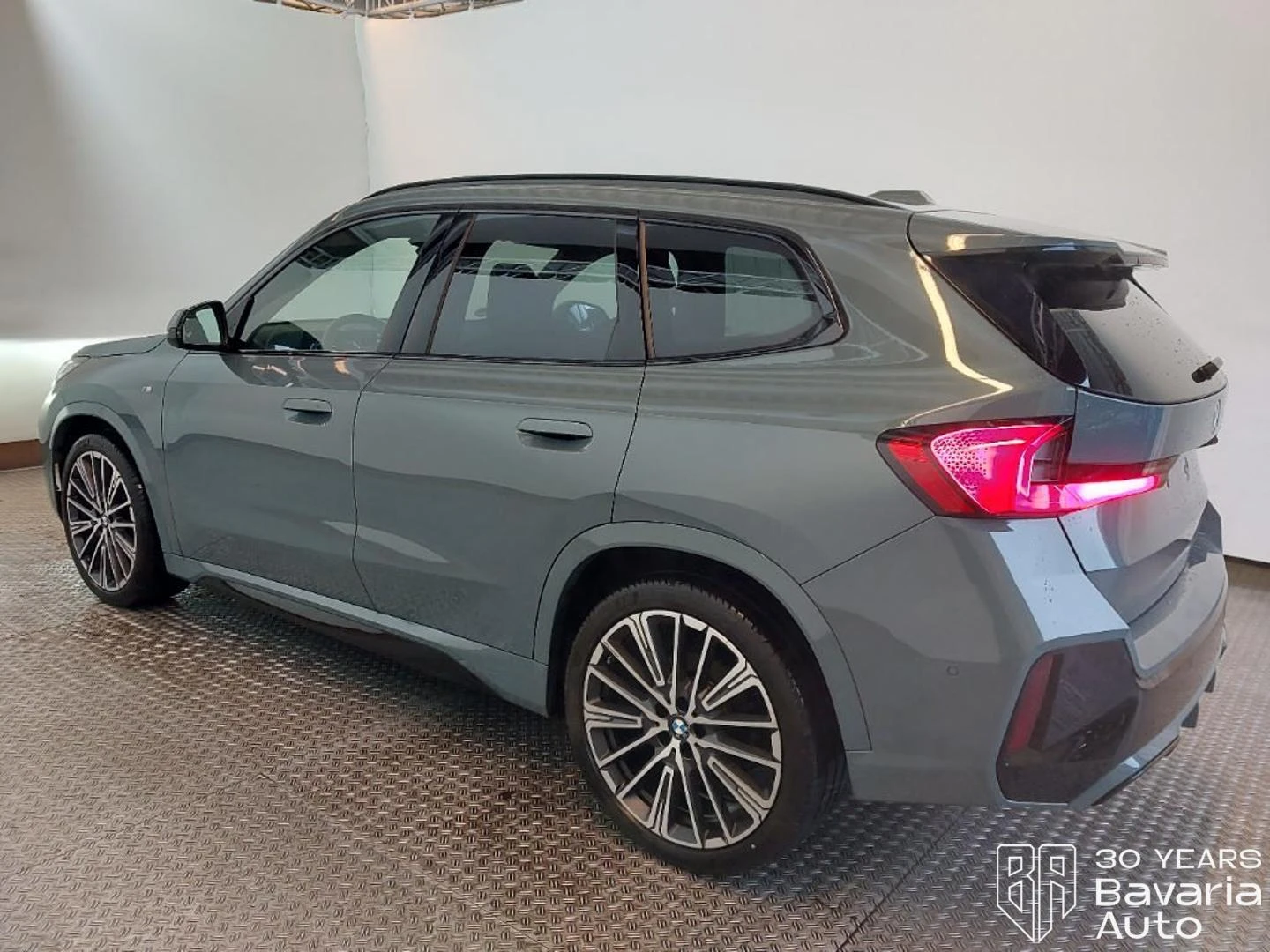 BMW X1 20d xDrive M Sport Paket - изображение 2