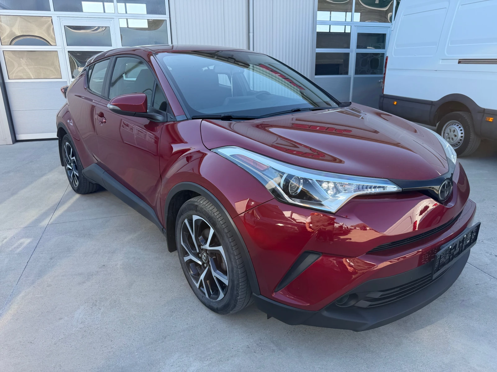 Toyota C-HR 2.0i!FULL!Дистроник!, снимка 2 - Автомобили и джипове - 54373633