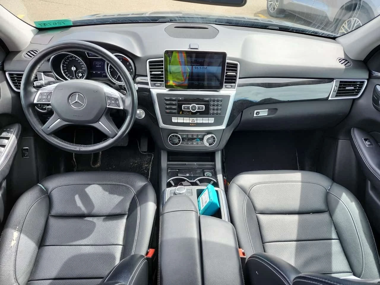 Mercedes-Benz ML 350 * BLUETEC * ПОДГРЕВИ * H/K * PANO * CARFAX, снимка 10 - Автомобили и джипове - 54847456