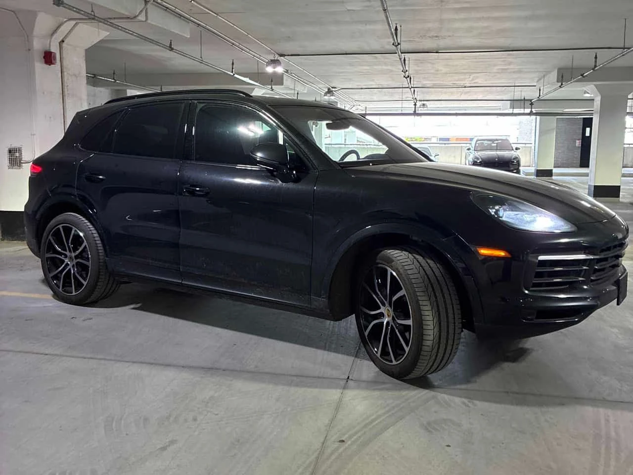 Porsche Cayenne * ГЛАВНО ПРЕДСТАВИТЕЛСТВО* ДИСТРОНИК* 360КАМ* ПАНО, снимка 4 - Автомобили и джипове - 55023999