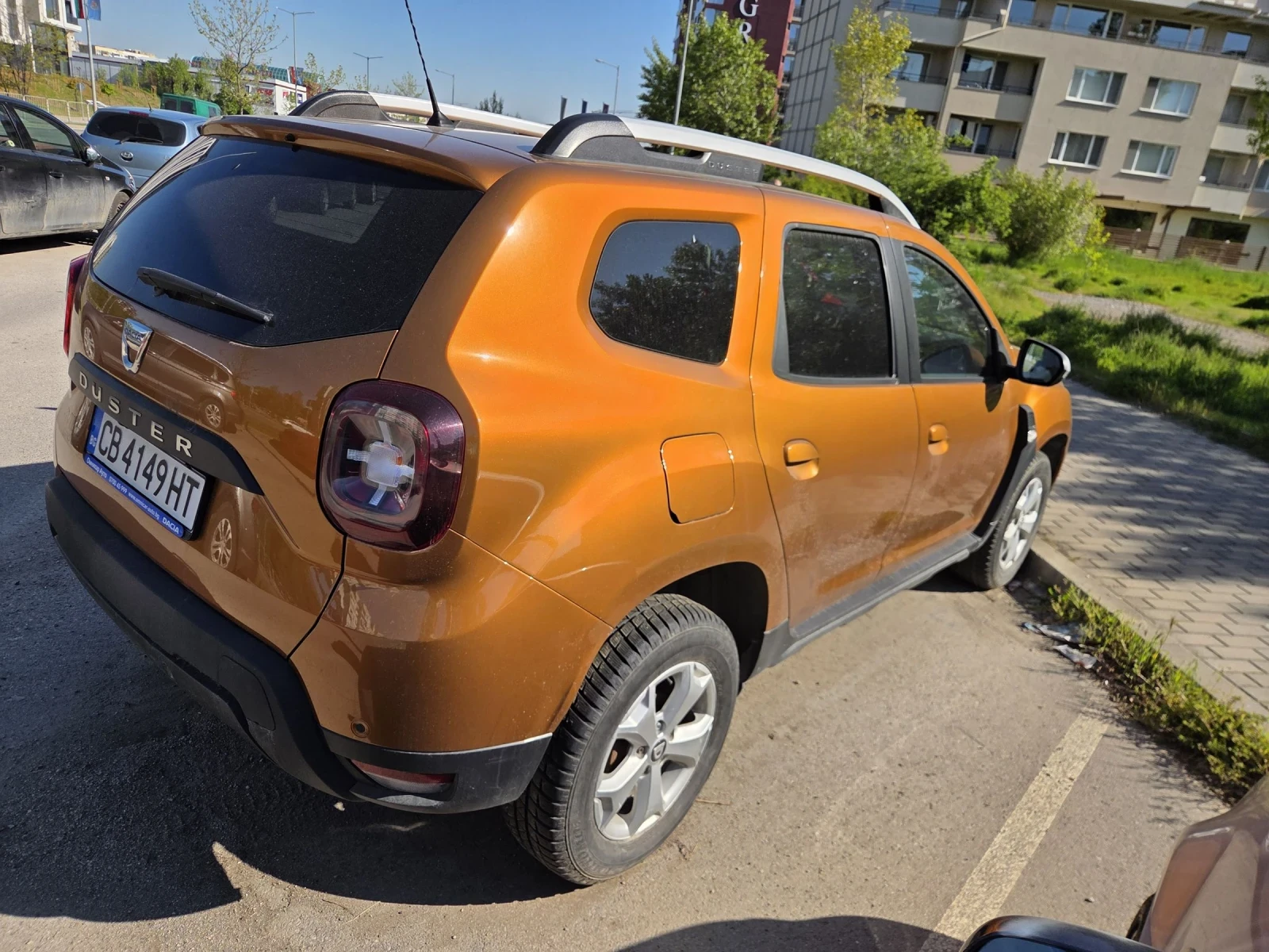 Dacia Duster 1.5DCI-110ps / 4x4 / N1 / keyless, снимка 6 - Автомобили и джипове - 55196359