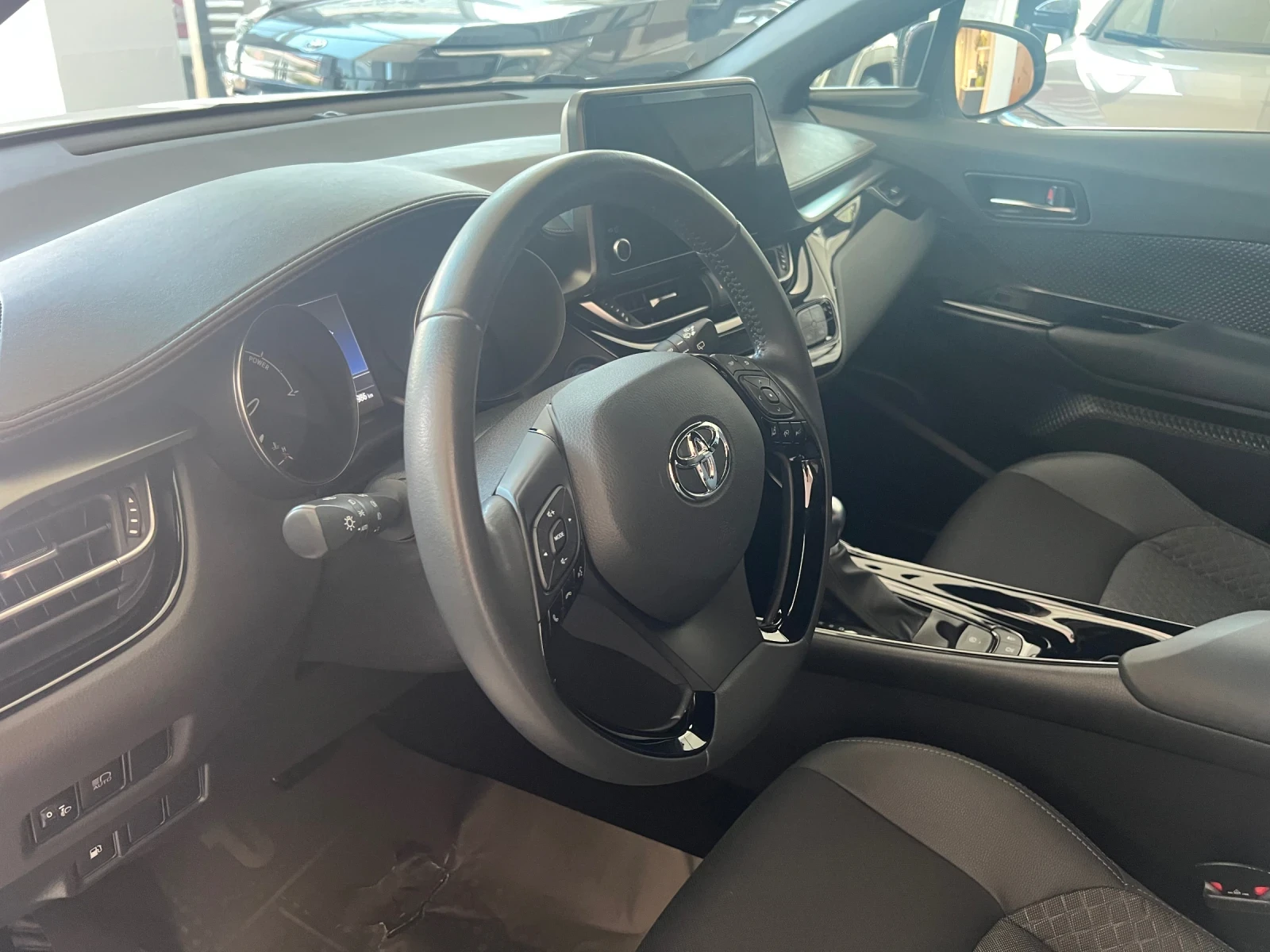 Toyota C-HR Club 2, 0, снимка 9 - Автомобили и джипове - 55463313