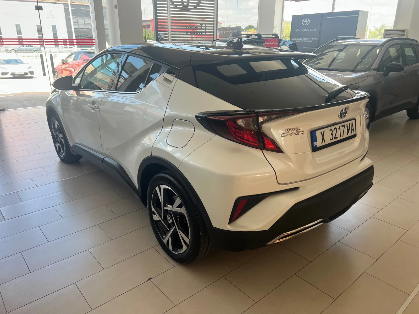 Toyota C-HR Club 2, 0, снимка 3 - Автомобили и джипове - 55463313