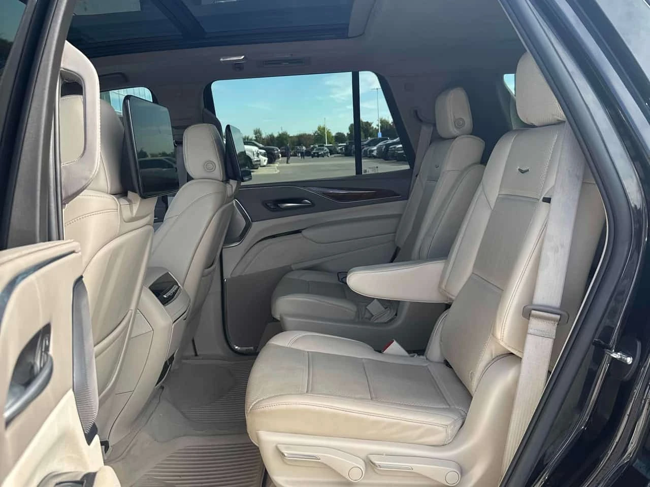 Cadillac Escalade * 4WD Sport Platinum* АВТОКРЕДИТ* , снимка 14 - Автомобили и джипове - 56253899