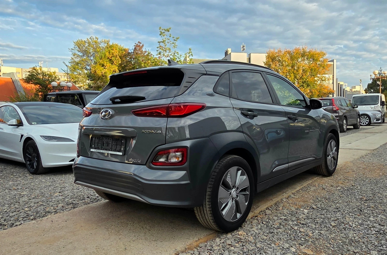 Hyundai Kona SOH100%/Premium, снимка 3 - Автомобили и джипове - 56732243