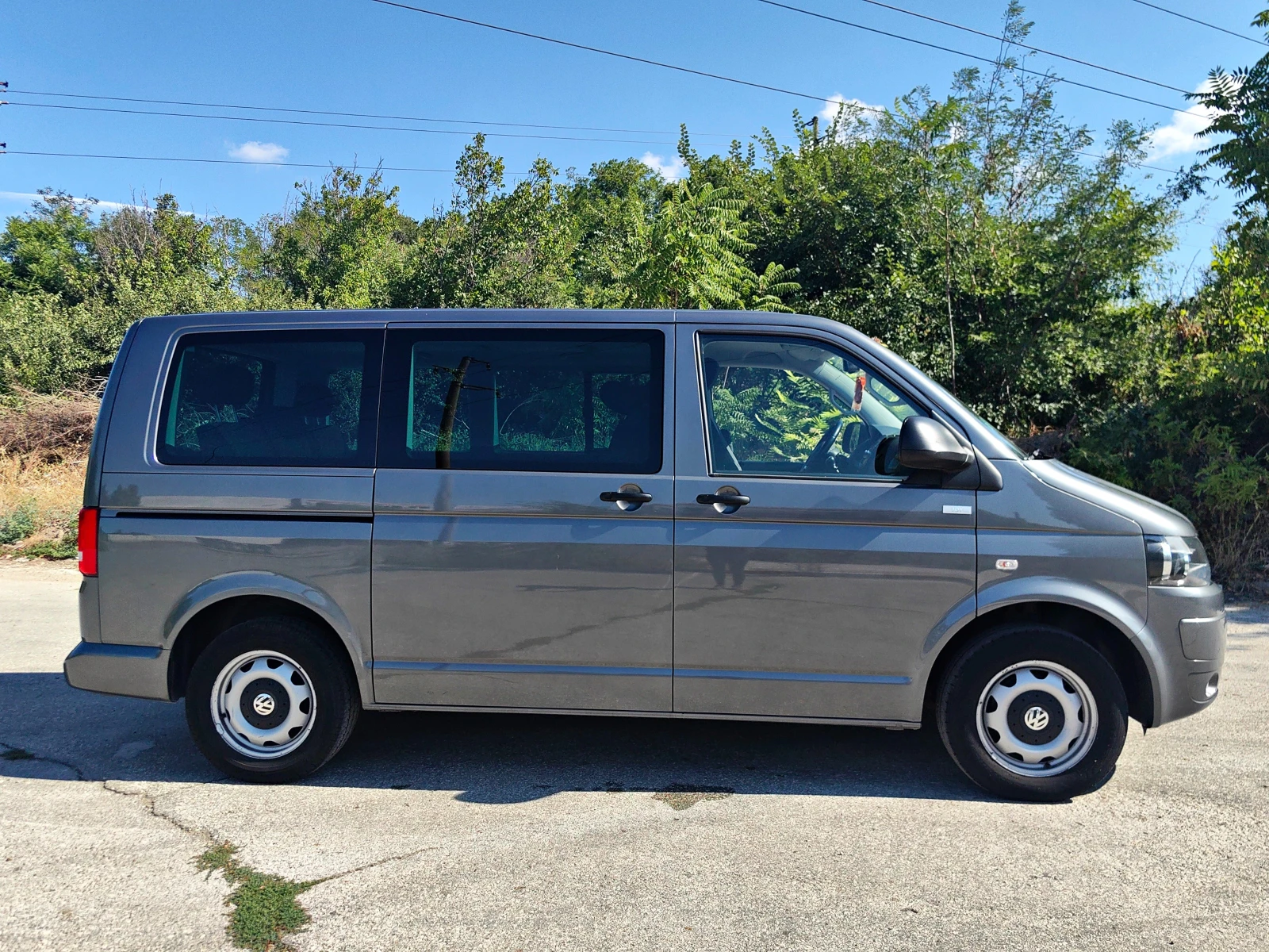 VW Multivan 2.0TDI!140k.c.!ШВЕЙЦАРИЯ!8 МЕСТА!ТОП СЪСТОЯНИЕ! - изображение 5