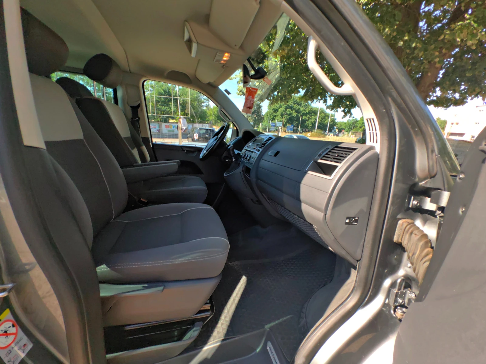 VW Multivan 2.0TDI!140k.c.!���������!8 �����!��� ���������! | Mobile.bg � ����������� 11