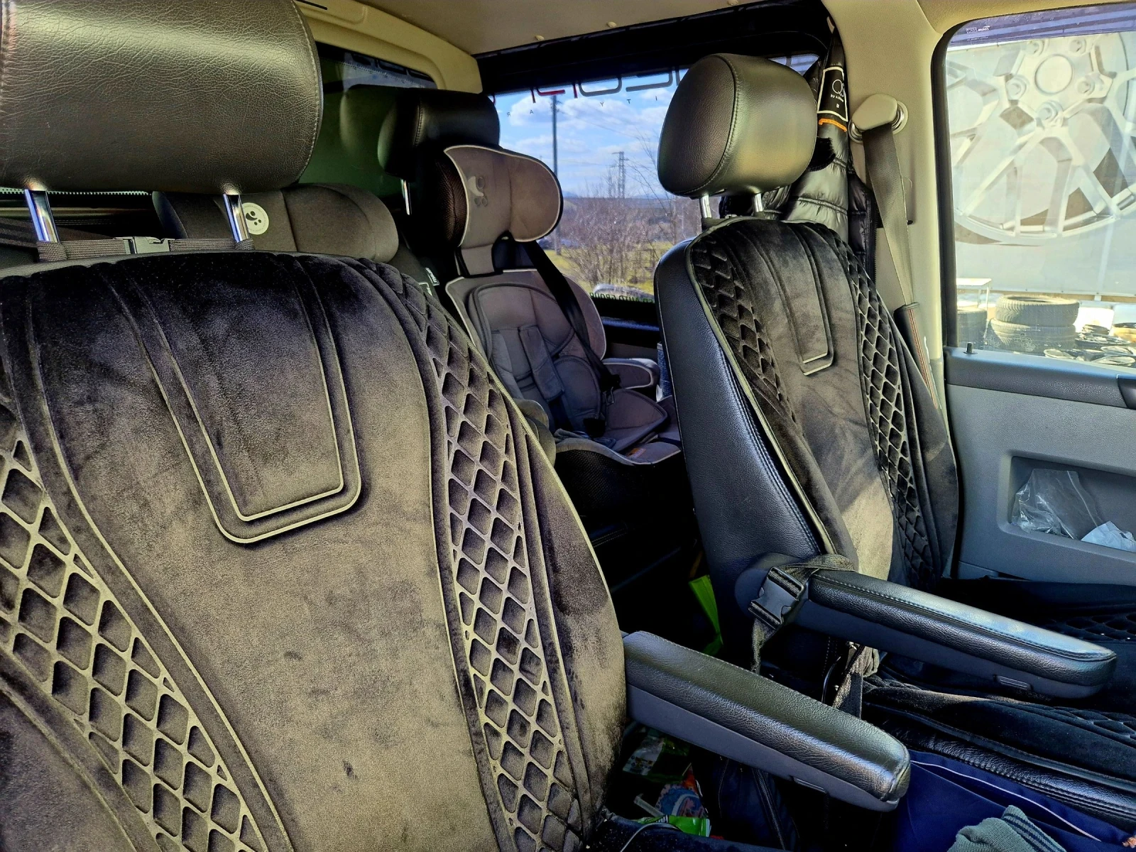 VW Transporter 131кс.  Холандия Едишън - изображение 7