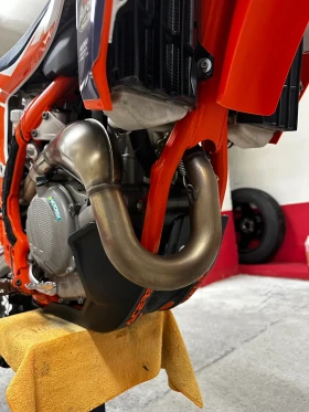 Обява за продажба на Ktm SX-F КАТО НОВ 30 часа ~15 600 лв. - изображение 9
